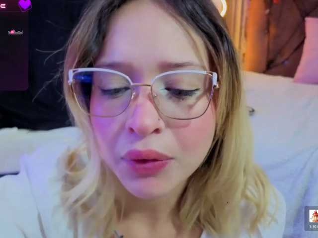 Sofiapalmer-tay live cam on BongaCams