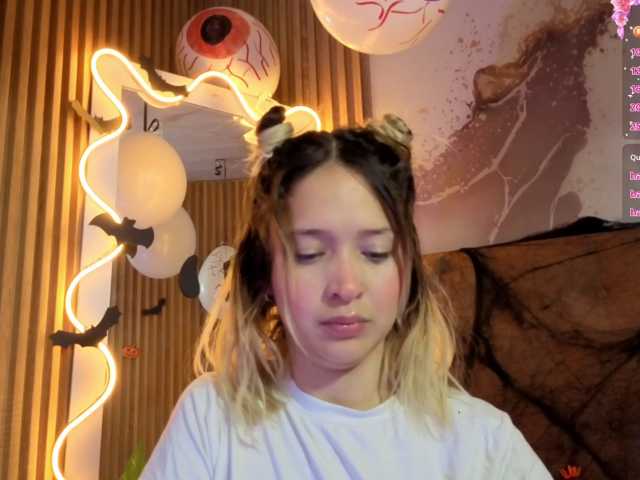 Sofiapalmer-tay live cam on BongaCams