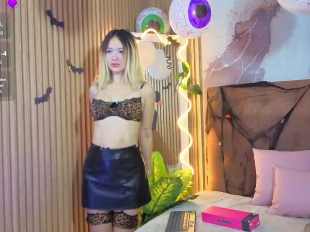 Sofiapalmer-tay live cam on BongaCams