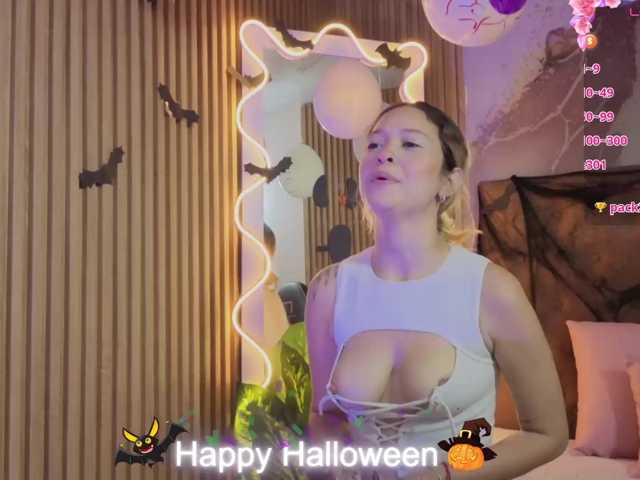 Sofiapalmer-tay live cam on BongaCams