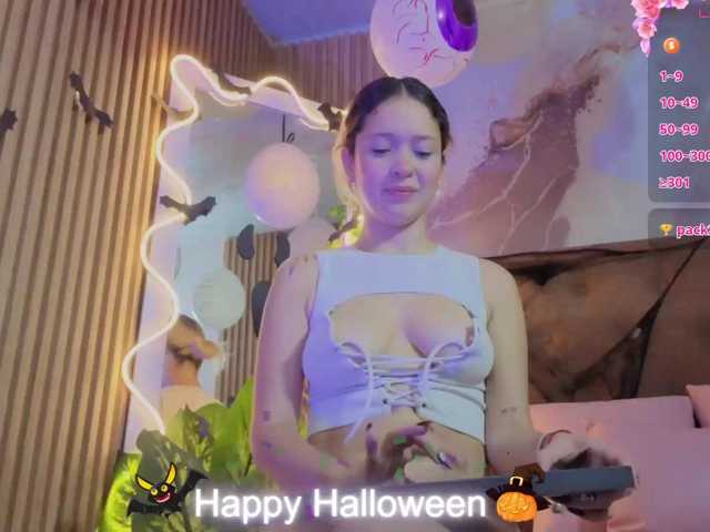 Sofiapalmer-tay live cam on BongaCams