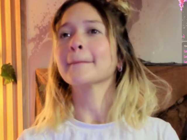 Sofiapalmer-tay live cam on BongaCams