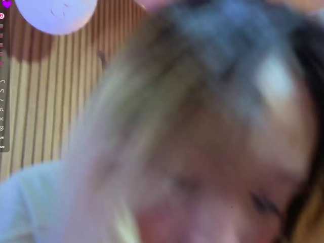 Sofiapalmer-tay live cam on BongaCams