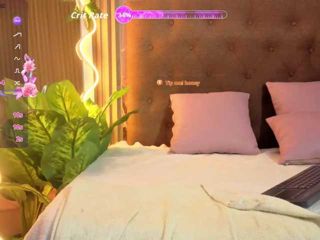 Sofiapalmer-tay live cam on BongaCams