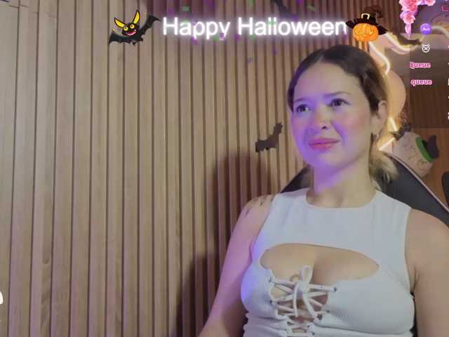 Sofiapalmer-tay live cam on BongaCams
