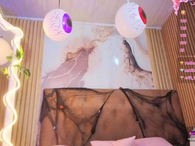 Sofiapalmer-tay live cam on BongaCams