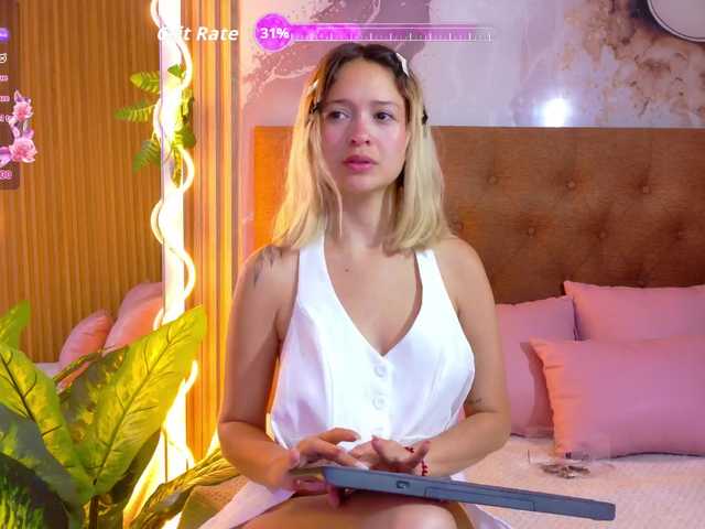 Sofiapalmer-tay