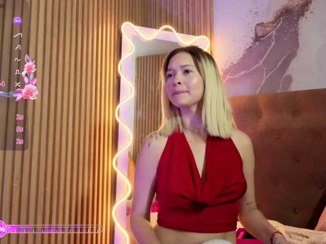 Sofiapalmer-tay live cam on BongaCams