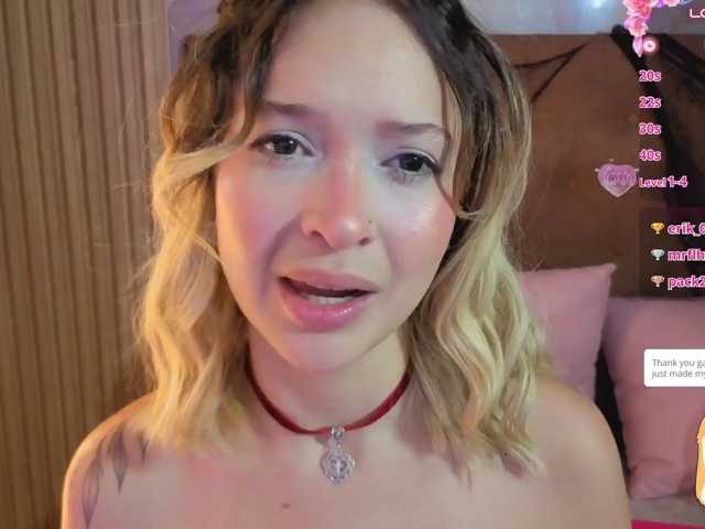 Sofiapalmer-tay live cam on BongaCams