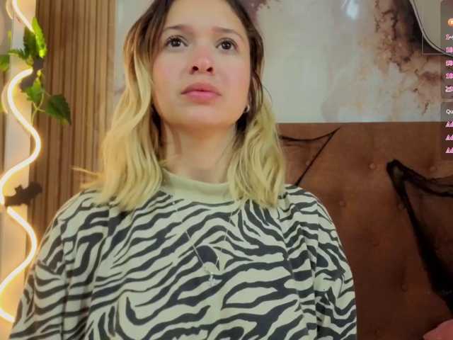 Sofiapalmer-tay live cam on BongaCams