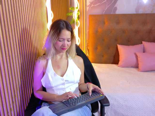 Sofiapalmer-tay
