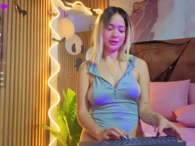 Sofiapalmer-tay live cam preview