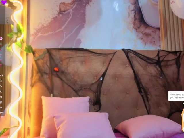 Sofiapalmer-tay live cam on BongaCams