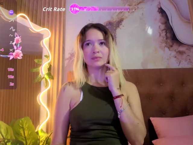 Sofiapalmer-tay — live female cam