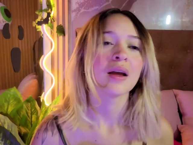 Sofiapalmer-tay