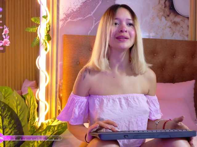 Sofiapalmer-tay
