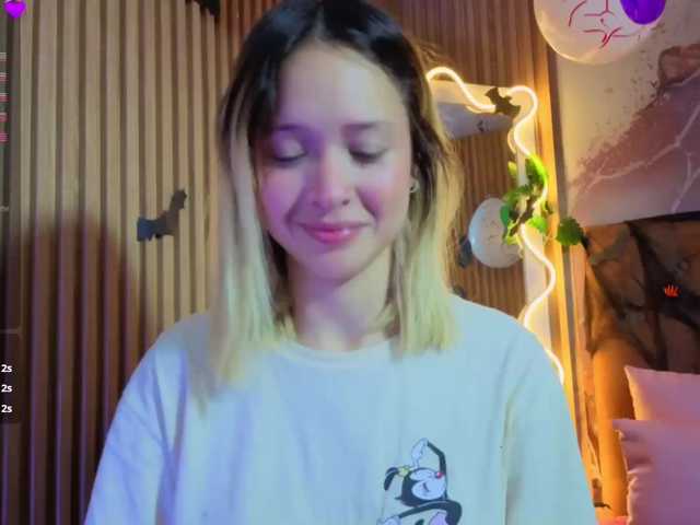 Sofiapalmer-tay webcam