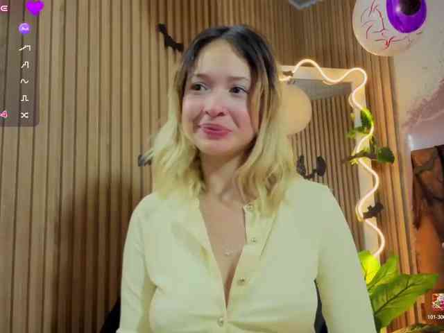 Sofiapalmer-tay