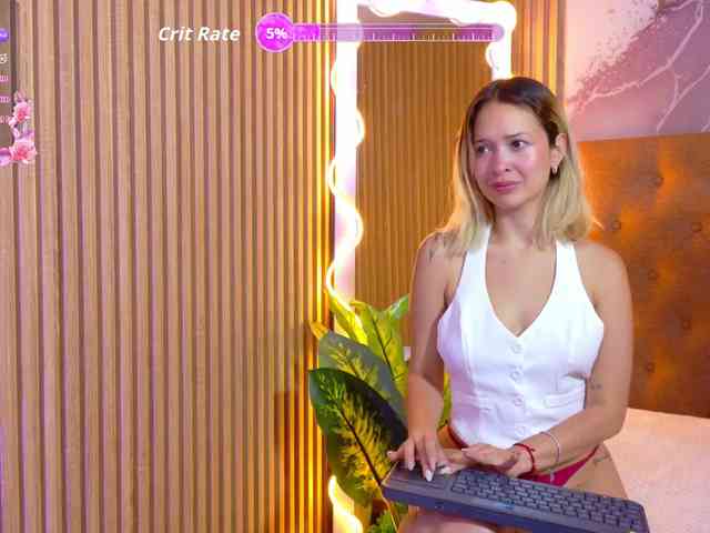 Sofiapalmer-tay