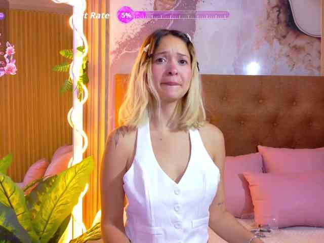 Sofiapalmer-tay