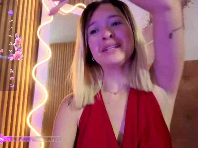 Sofiapalmer-tay webcam