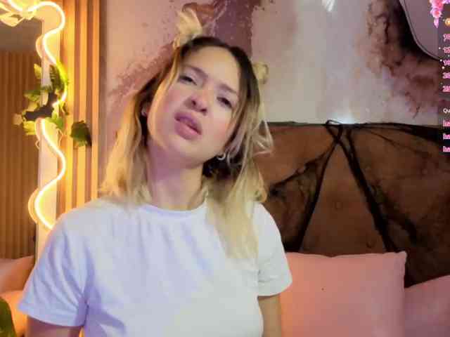 Sofiapalmer-tay webcam