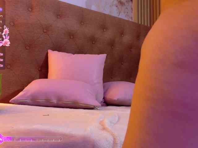 Sofiapalmer-tay webcam
