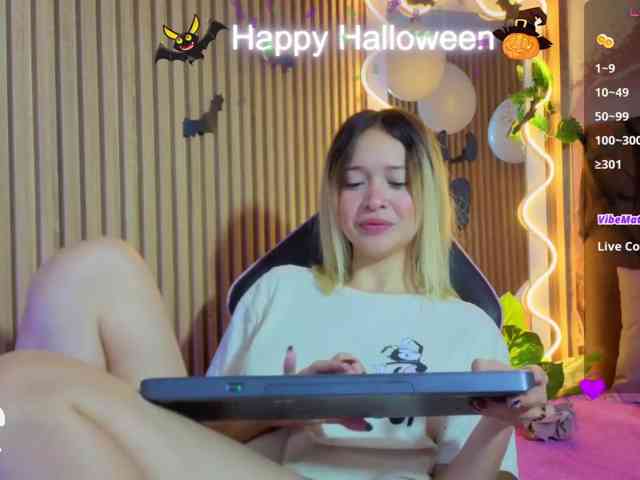Sofiapalmer-tay