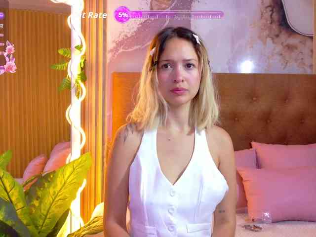 Sofiapalmer-tay