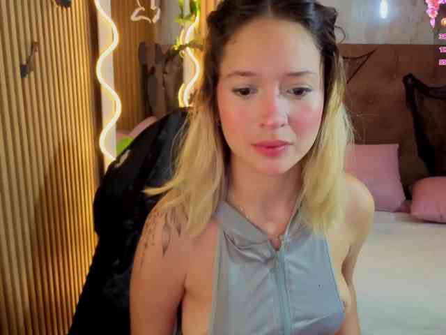 Sofiapalmer-tay