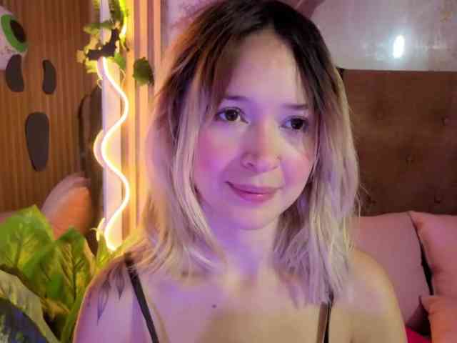 Sofiapalmer-tay