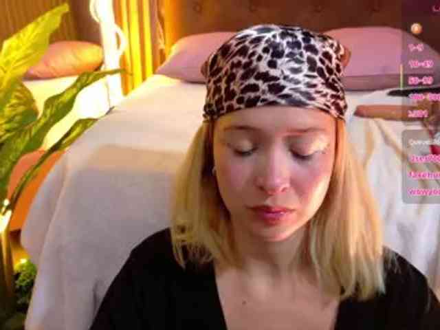 Sofiapalmer-tay webcam