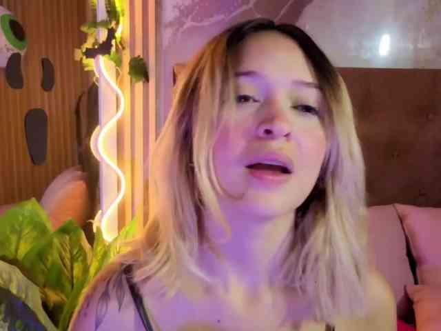 Sofiapalmer-tay