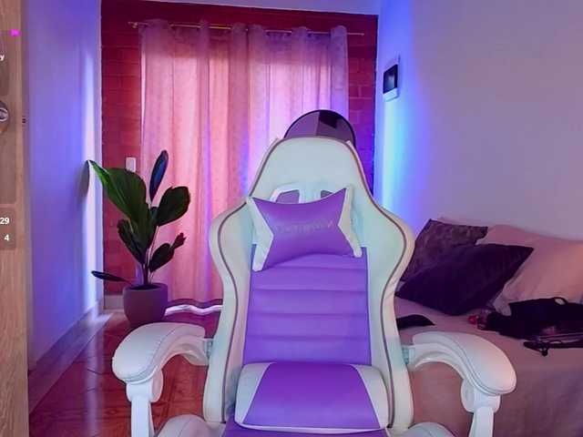 SashaKlein-xo live cam on BongaCams