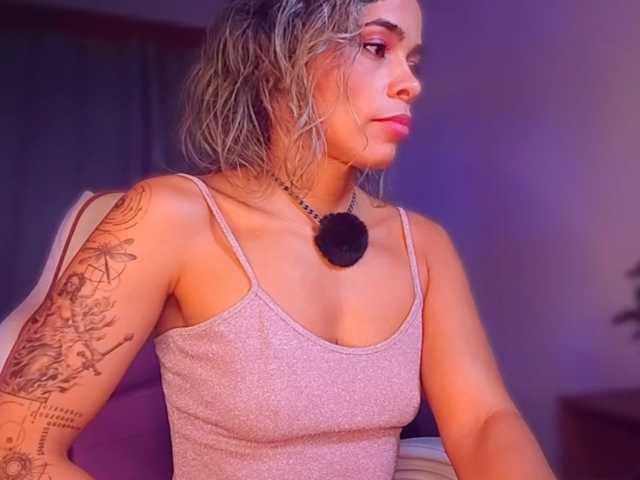 SashaKlein-xo live cam on BongaCams