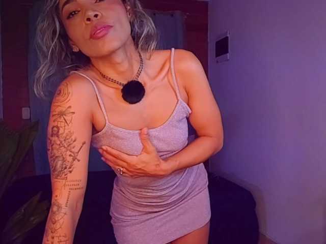 SashaKlein-xo live cam on BongaCams