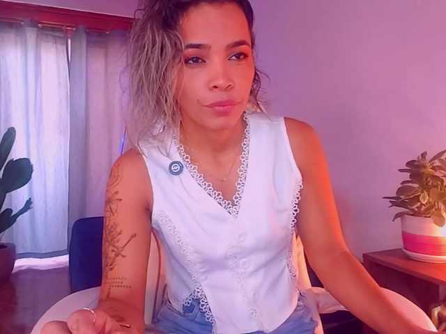SashaKlein-xo live cam on BongaCams