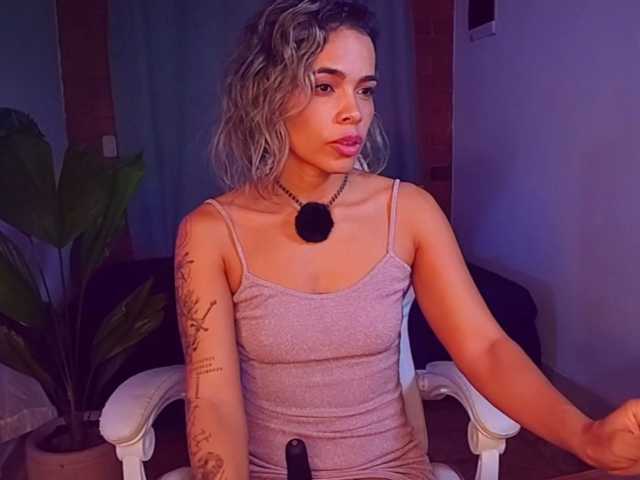 SashaKlein-xo live cam on BongaCams