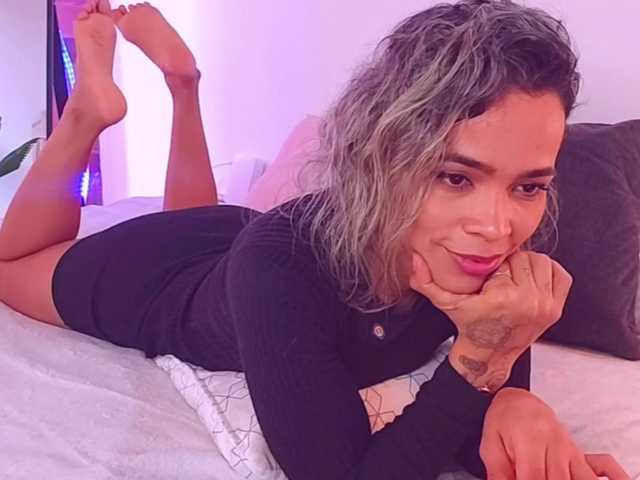 SashaKlein-xo live cam on BongaCams