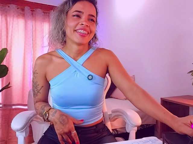 SashaKlein-xo live cam on BongaCams