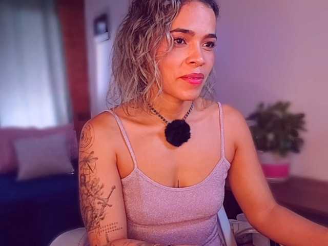 SashaKlein-xo live cam on BongaCams