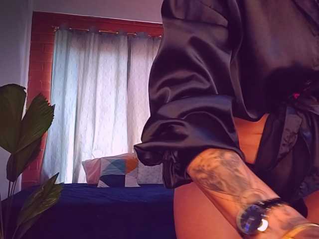 SashaKlein-xo live cam on BongaCams