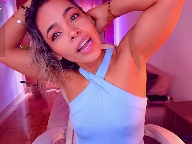 SashaKlein-xo live cam on BongaCams