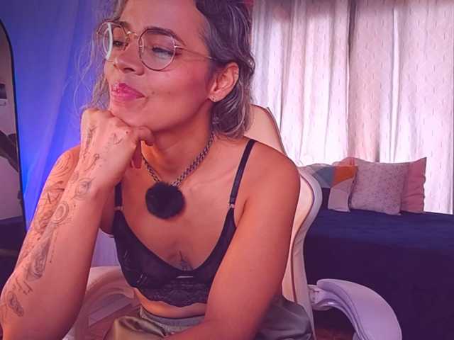 SashaKlein-xo live cam on BongaCams