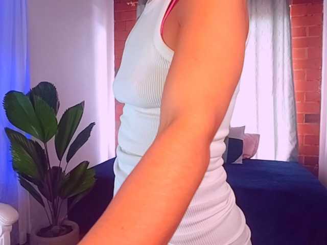SashaKleinOF live cam preview