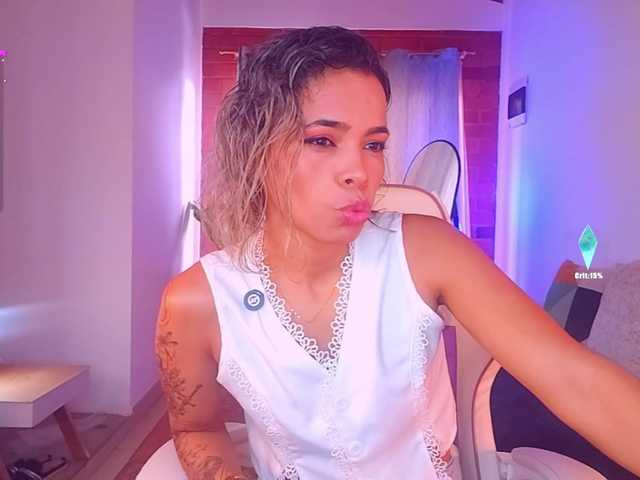 SashaKlein-xo live cam on BongaCams
