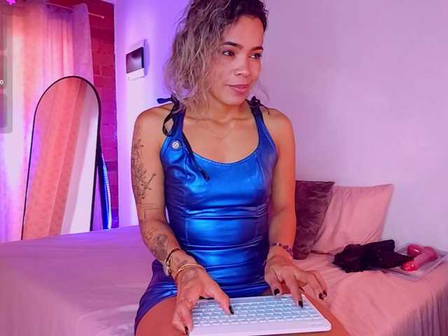 SashaKlein-xo live cam on BongaCams