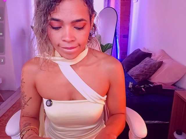 SashaKlein-xo live cam on BongaCams