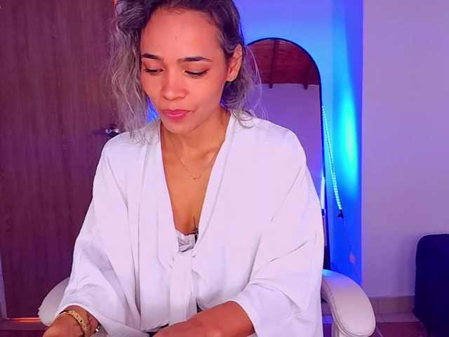 SashaKlein-xo live cam on BongaCams