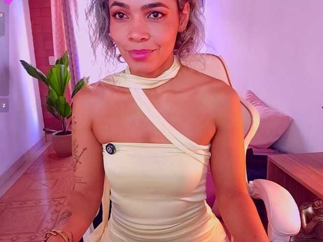 SashaKlein-xo live cam on BongaCams